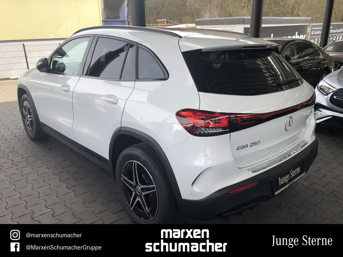 Mercedes-Benz EQA 250 EQA 250 AMG Line MBUX+Pano+360°+AHK+LED+Night Белый - 2