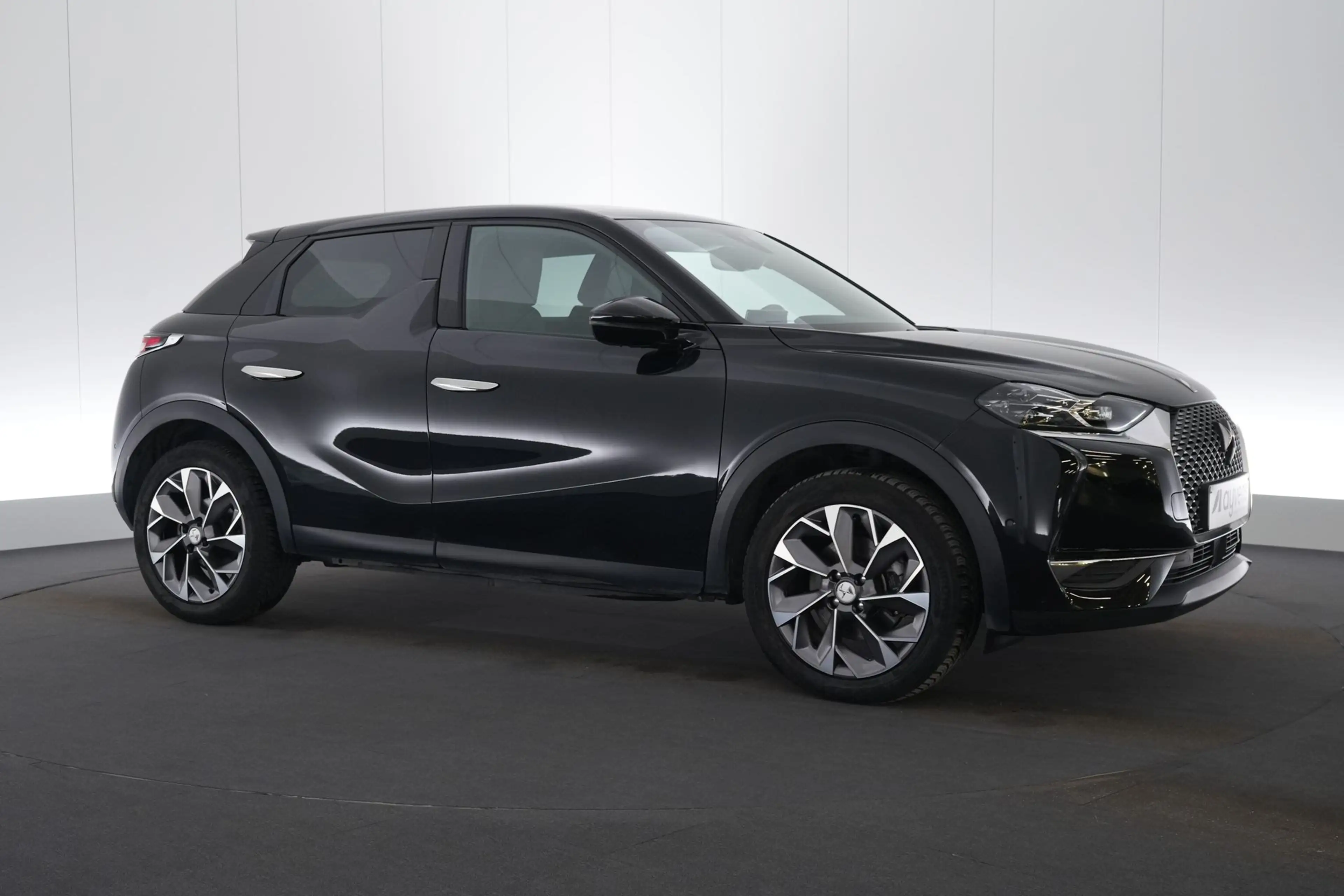 DS Automobiles DS 3 50 kWh Grand Chic LEDER/CUIR LED GPS PDC CAM Keyle — photo 4