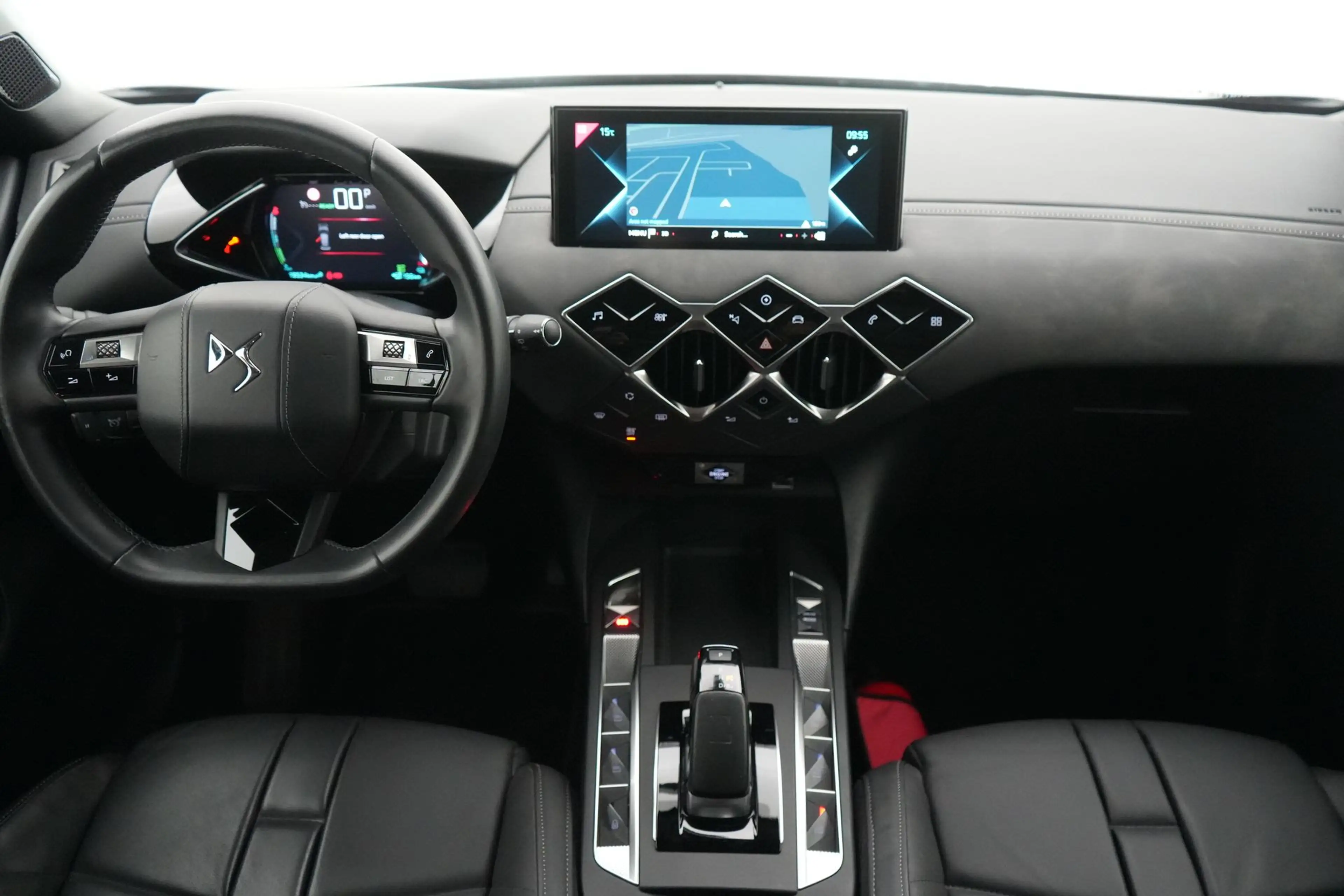 DS Automobiles DS 3 50 kWh Grand Chic LEDER/CUIR LED GPS PDC CAM Keyle — photo 13