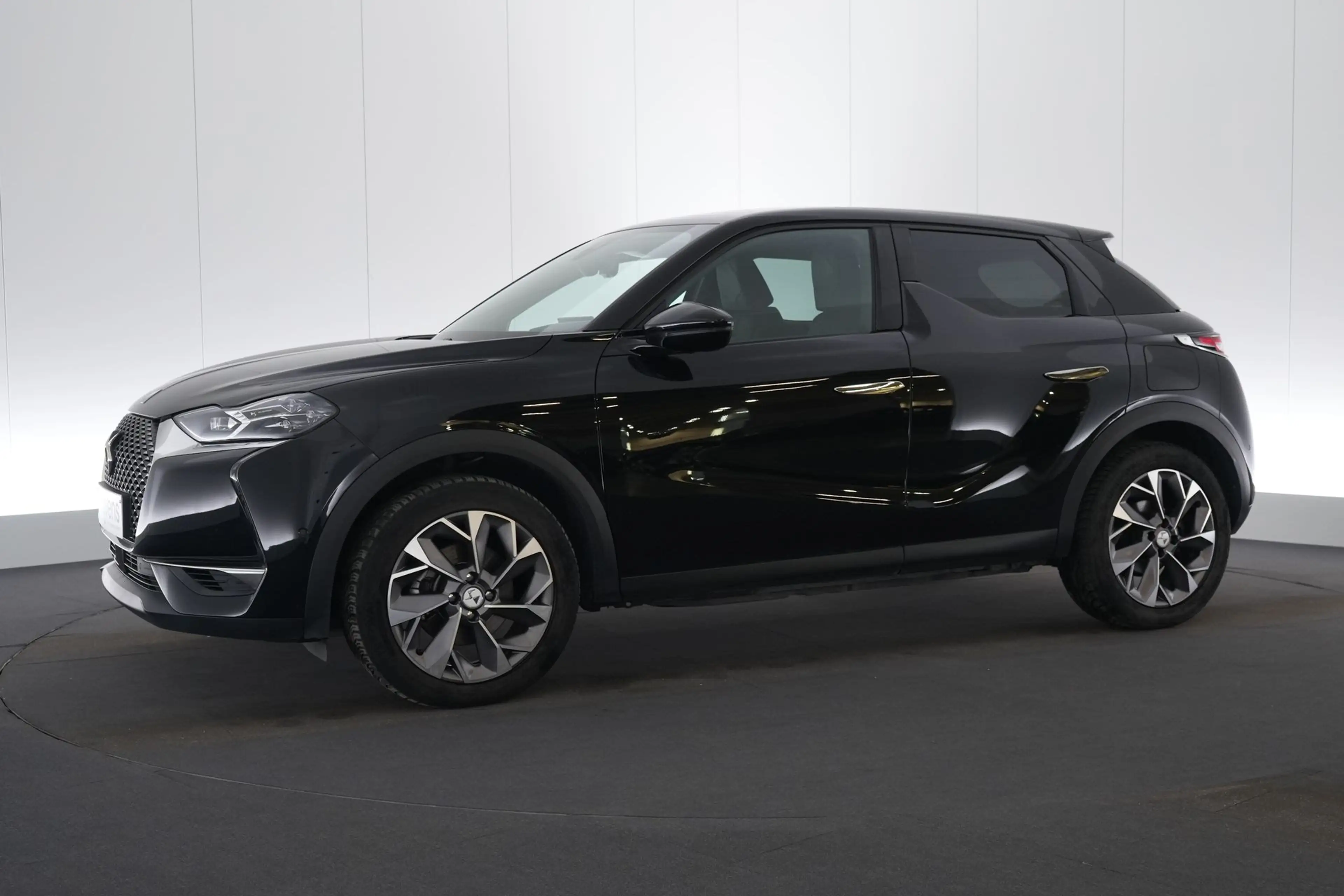 DS Automobiles DS 3 50 kWh Grand Chic LEDER/CUIR LED GPS PDC CAM Keyle — photo 12