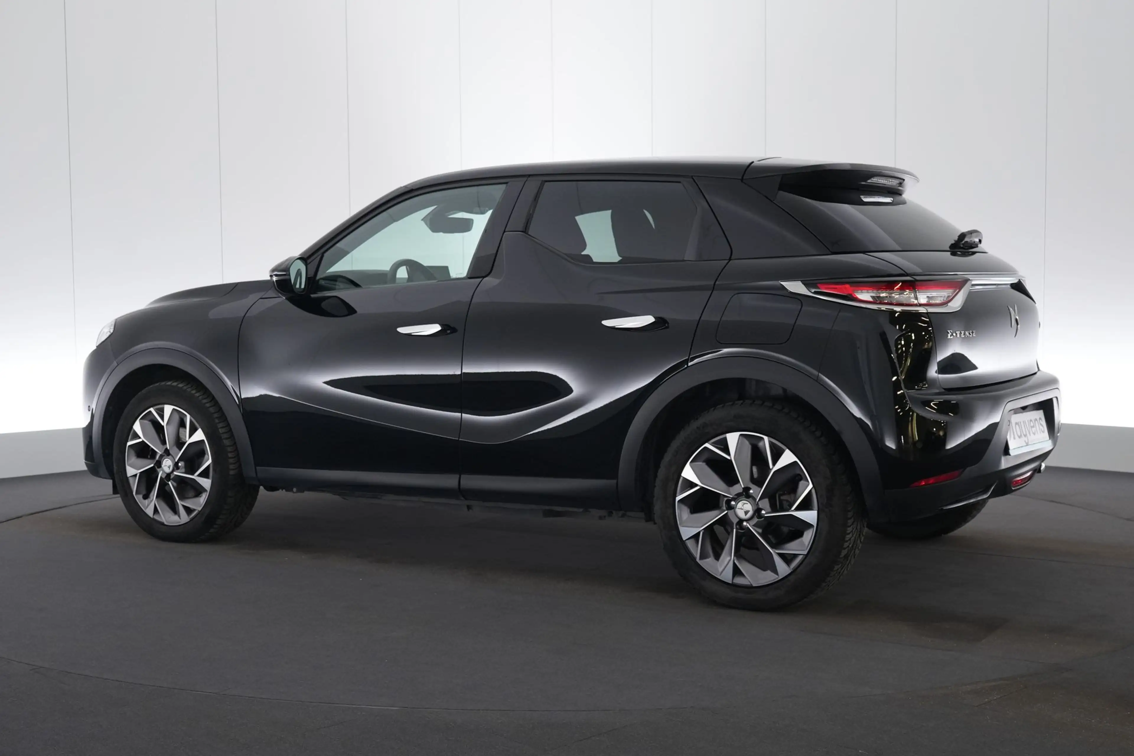 DS Automobiles DS 3 50 kWh Grand Chic LEDER/CUIR LED GPS PDC CAM Keyle — photo 10