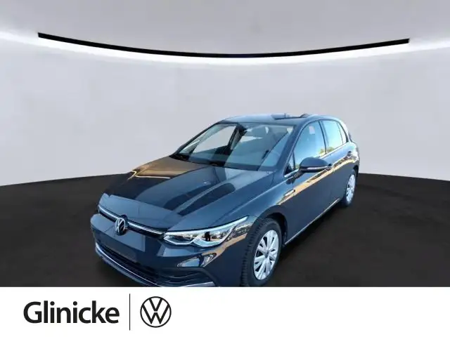 Volkswagen Golf VIII Style 2.0 TSI DSG, SHZ, LED