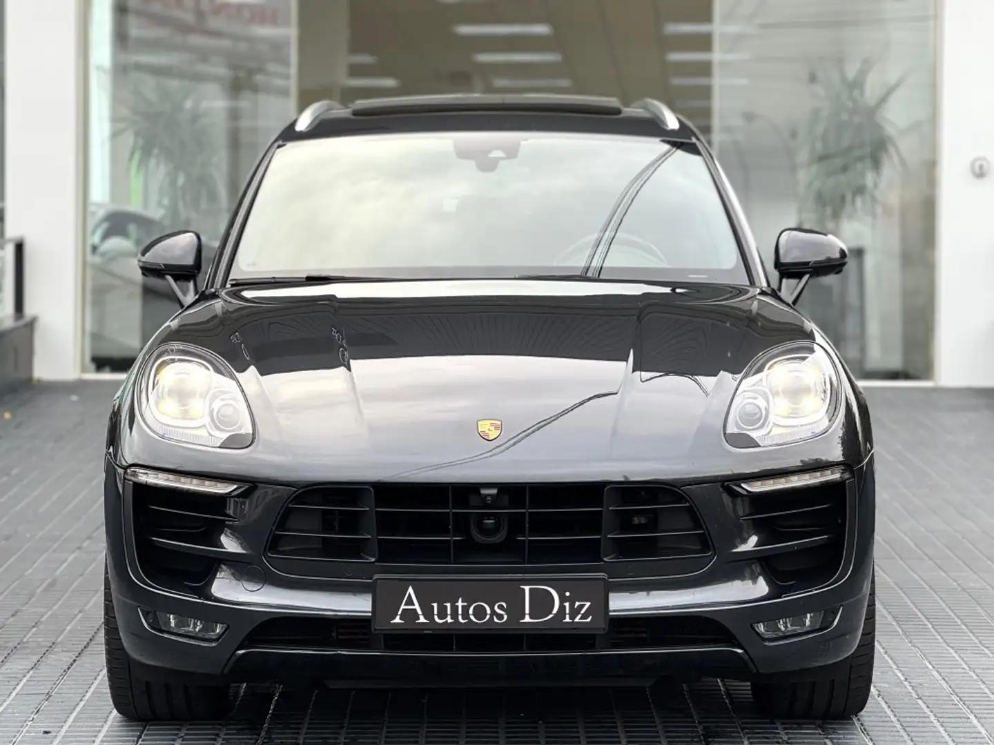 Porsche Macan Todoterreno Automático de 5 Puertas Gris - 2