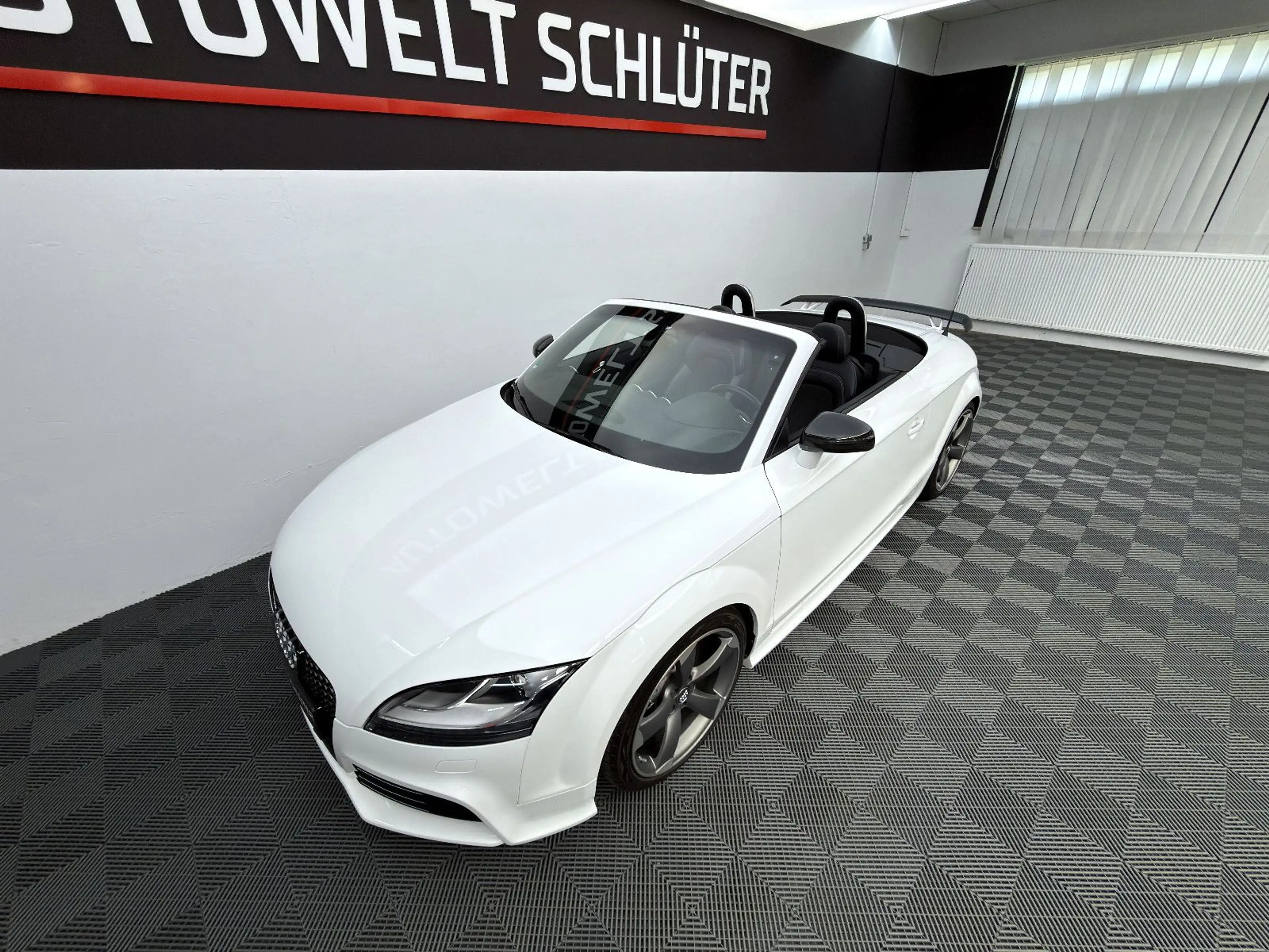 Audi TT RS Plus 2.5 TFSI Roadster*Originalzustand* — photo 3