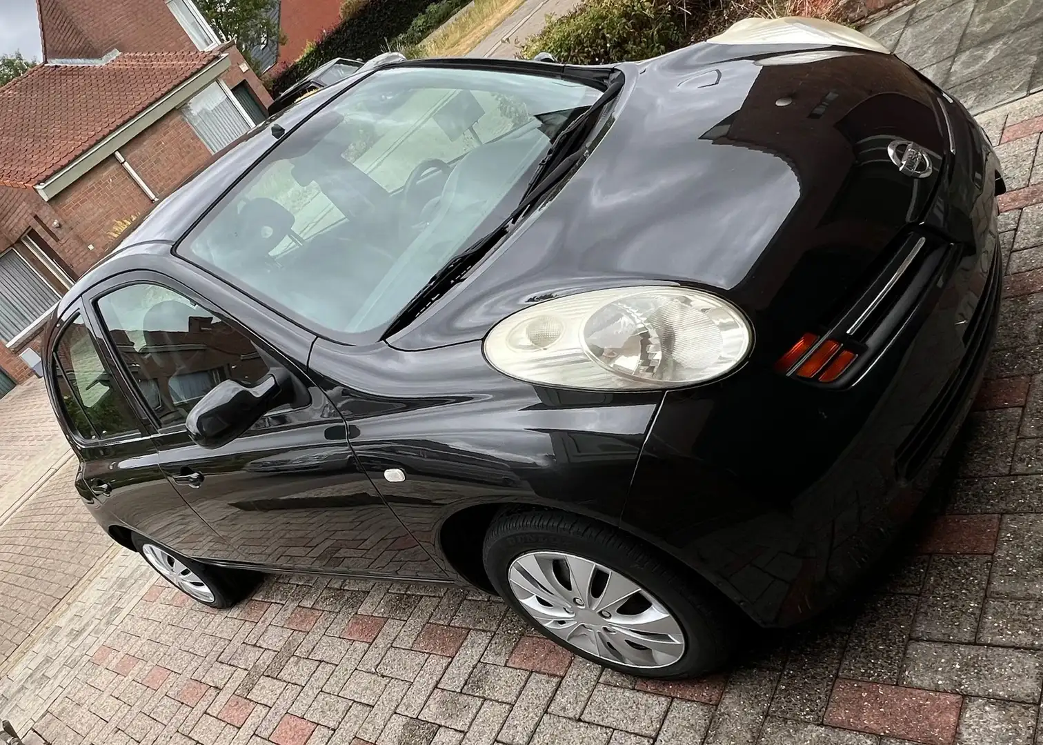 Nissan Micra Noir - 2