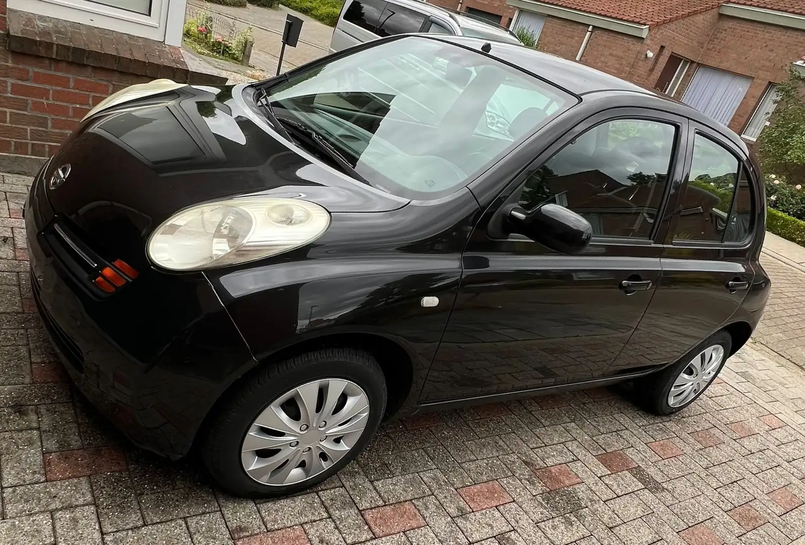 Nissan Micra Noir - 1