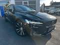 Volvo V60 T8 AWD Plug In Plus Dark LRang AHK,Pano,360° Schwarz - thumbnail 4
