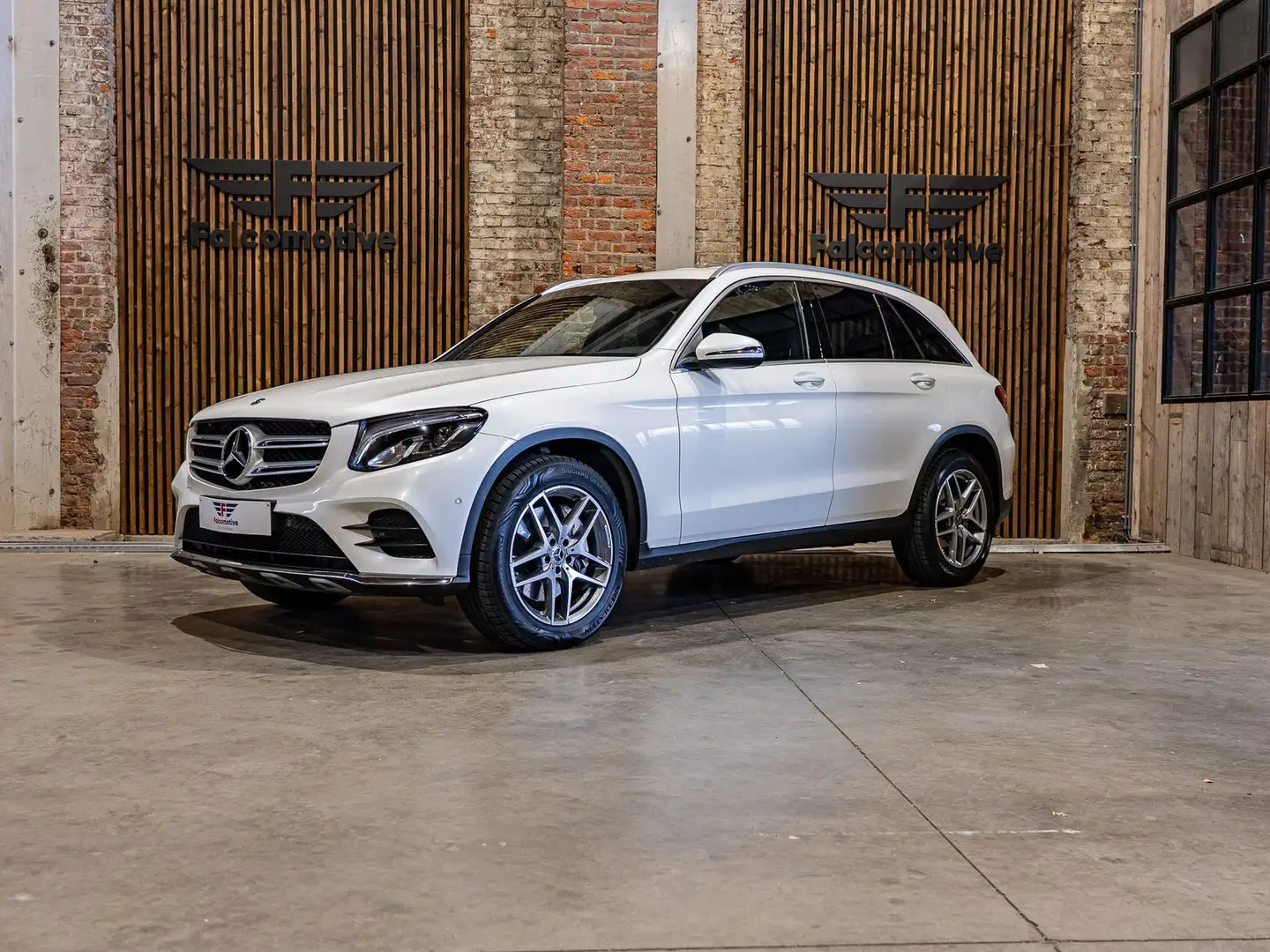 Mercedes-Benz GLC 300 2.0i AUT*4-MATIC*AMG*NAVI*LED*CAMERA* Blanc - 1