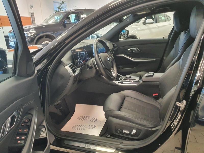 BMW 320 d Aut/Navi/Stop&Go/SportSitze/KeyLess — photo 12