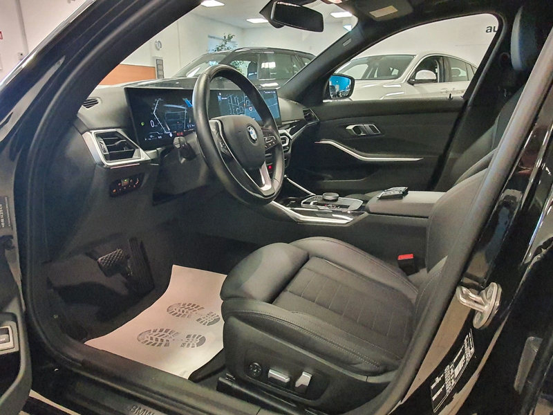 BMW 320 d Aut/Navi/Stop&Go/SportSitze/KeyLess — photo 10