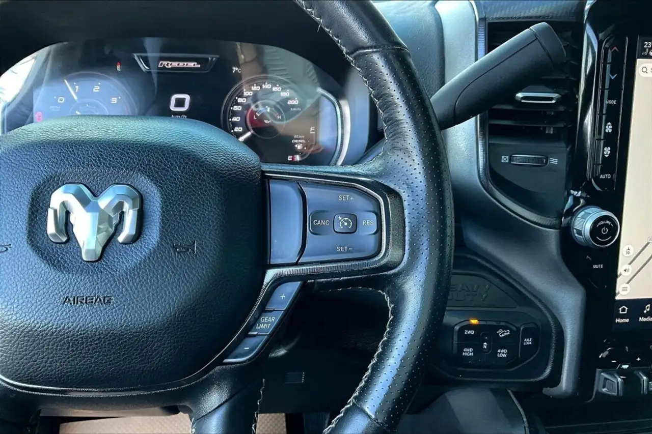 RAM 2500 снимка RAM 2500