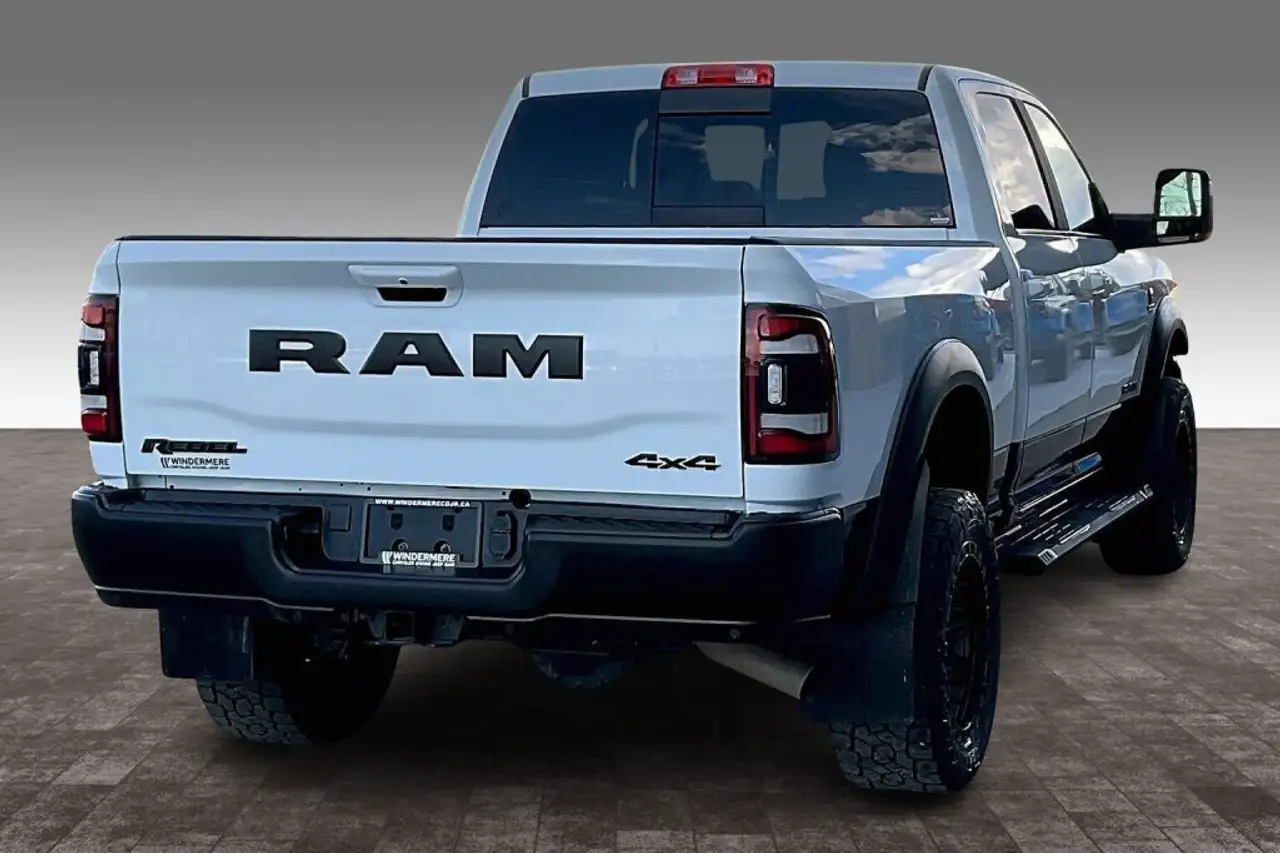 RAM 2500 снимка RAM 2500