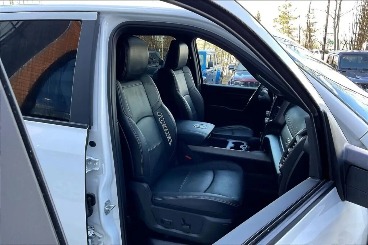 RAM 2500 снимка RAM 2500