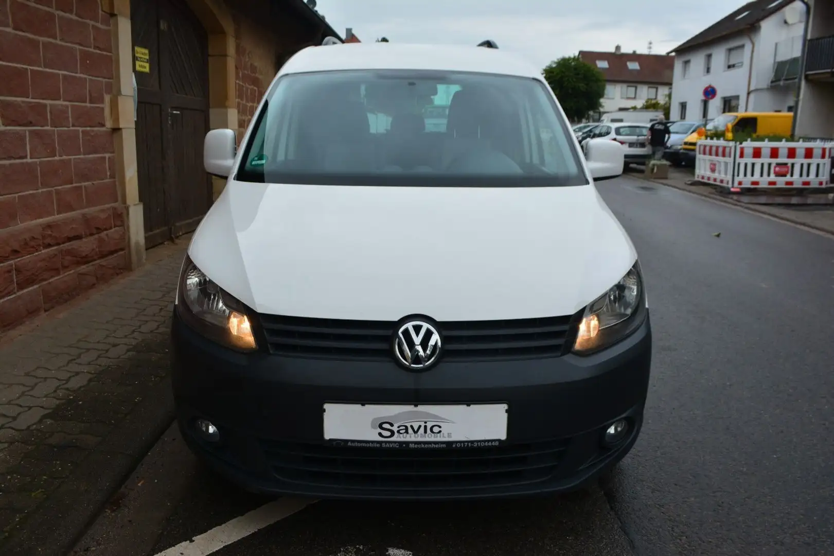 Volkswagen Caddy 1.6 Trendline BiFuel Weiß - 2