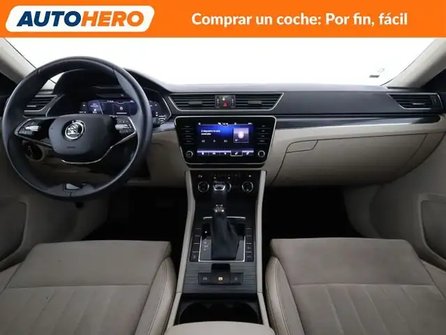 Skoda Superb view 13