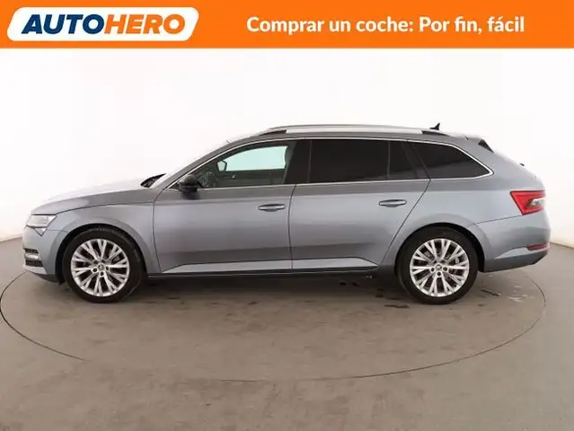 Skoda Superb view 3