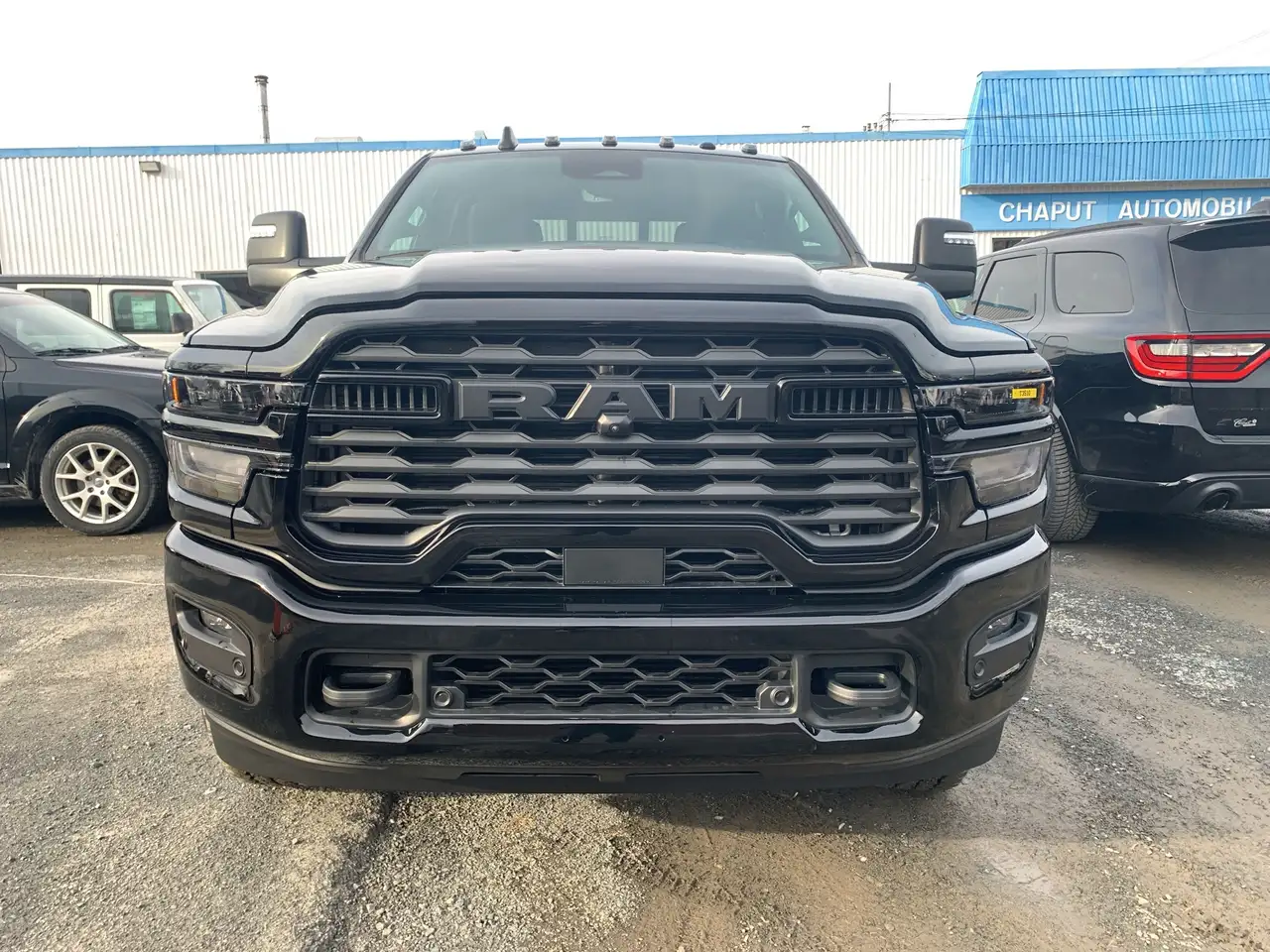 RAM 2500 снимка RAM 2500