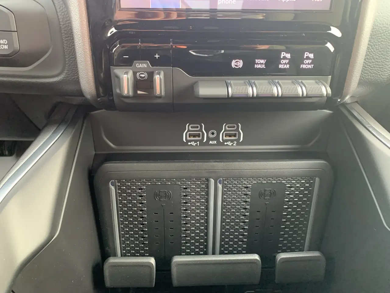 RAM 2500 снимка RAM 2500
