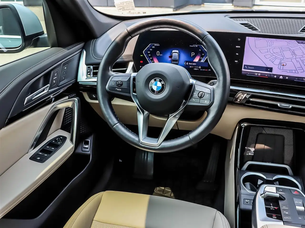 BMW X1 снимка BMW X1