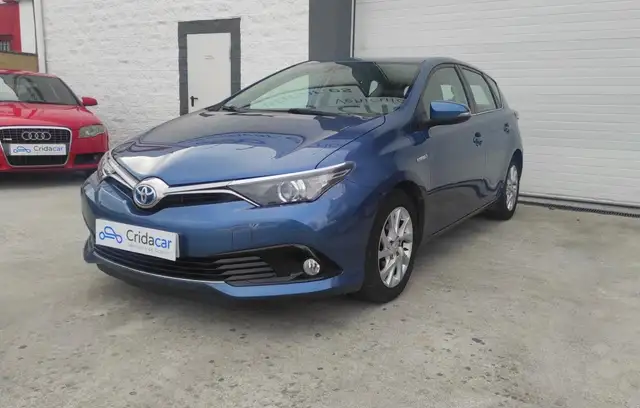 Toyota Auris hybrid 140H Active