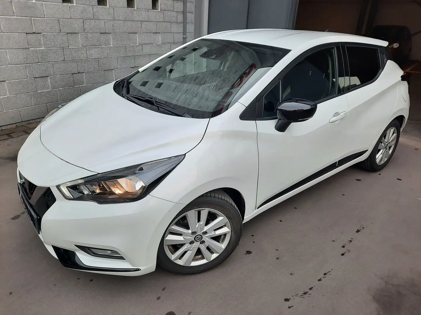 Nissan Micra IG-T Business Edition Wit - 1