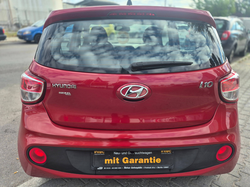 Hyundai i10 Classic 1 Hand Neu Inspektion Navi R. Camara — photo 6