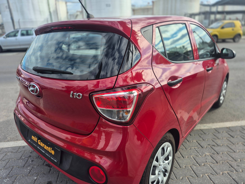 Hyundai i10 Classic 1 Hand Neu Inspektion Navi R. Camara — photo 5