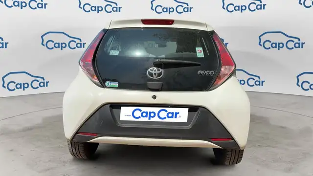 Toyota Aygo view 3