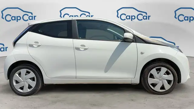 Toyota Aygo view 4
