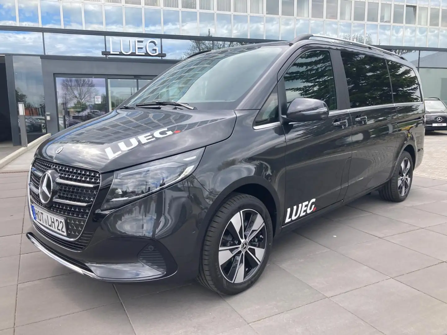 Mercedes-Benz V 250 d 4MATIC AVANTGARDE Lang Gris - 2