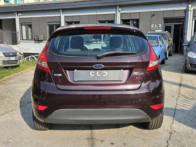 Ford Fiesta view 4