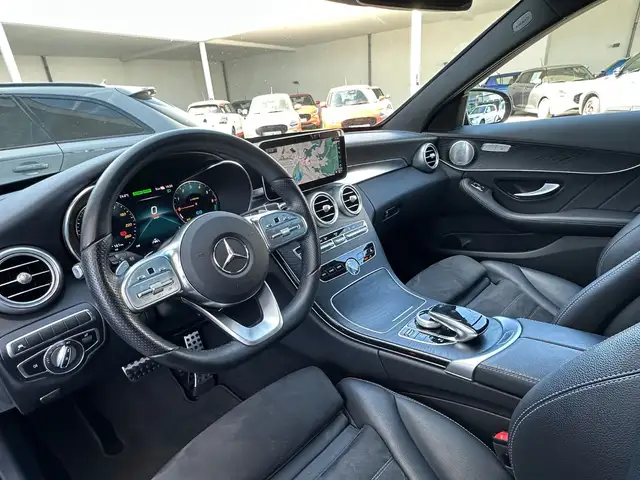 Mercedes-Benz C-Class view 12