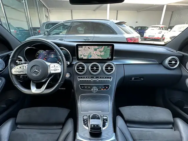 Mercedes-Benz C-Class view 13