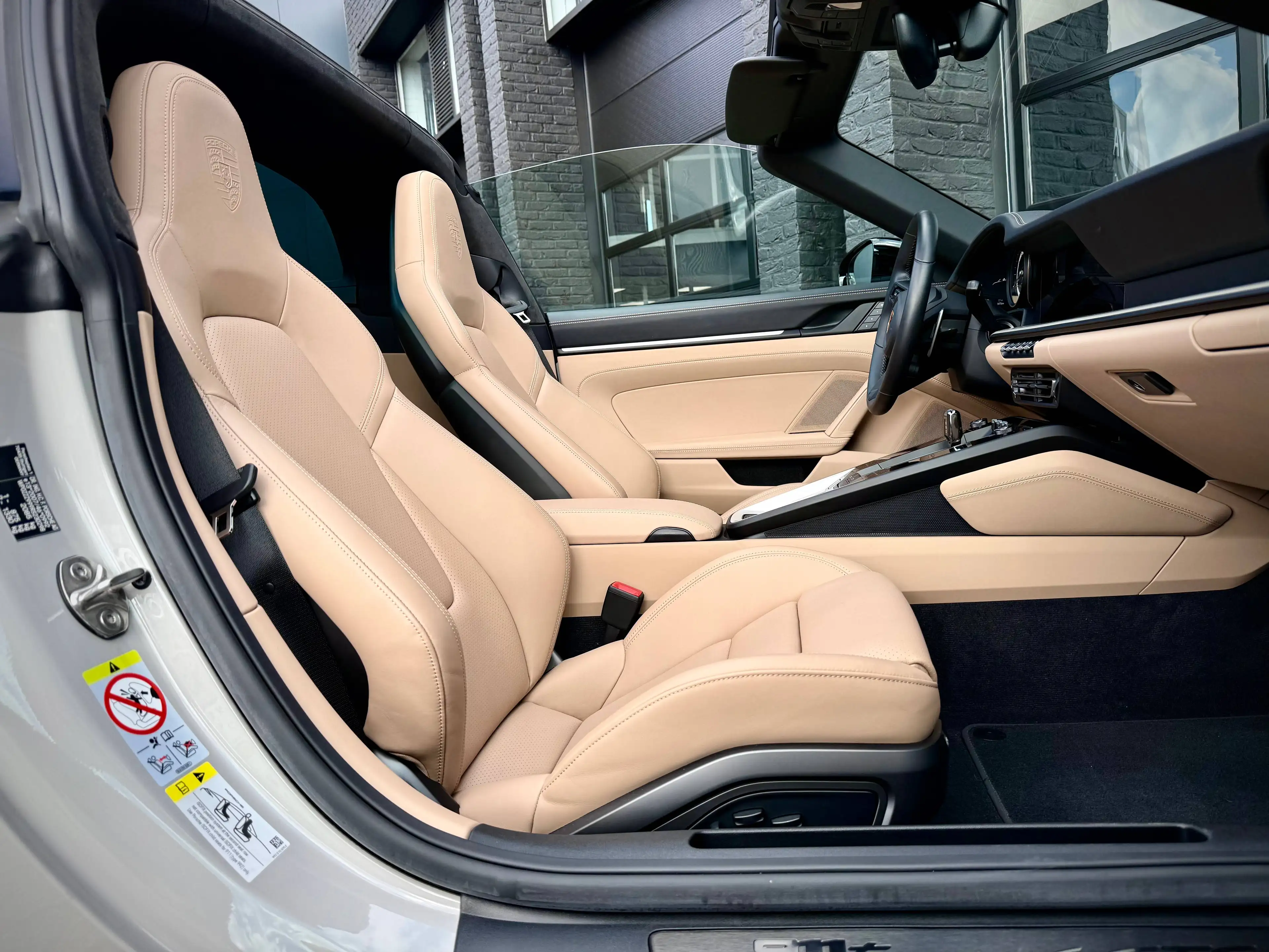 Porsche 911 911 * TARGA * Carrera 4 GTS Coupé 3.0 * Sport / Bose / Top config! — photo 15