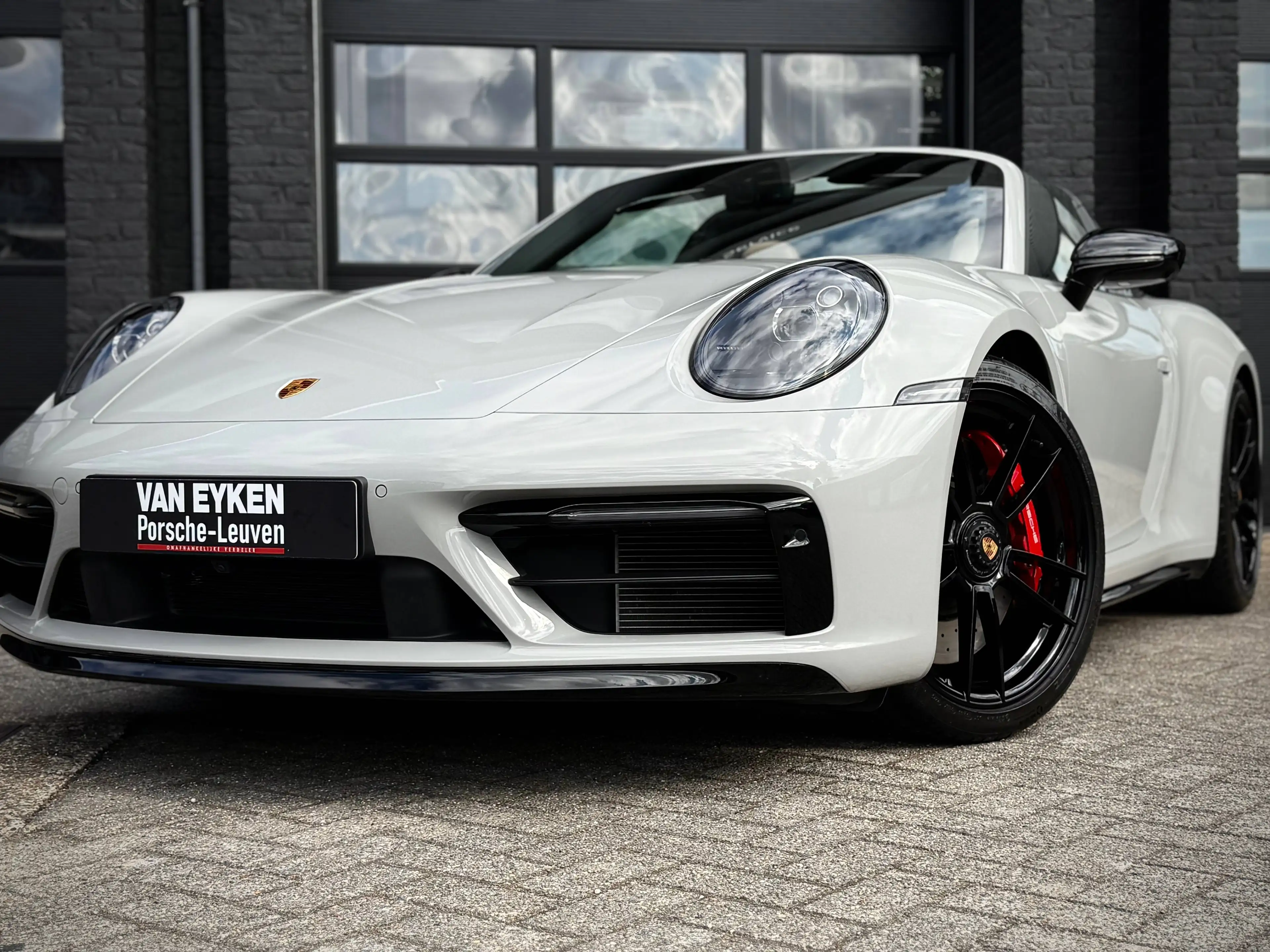 Porsche 911 911 * TARGA * Carrera 4 GTS Coupé 3.0 * Sport / Bose / Top config! — photo 8