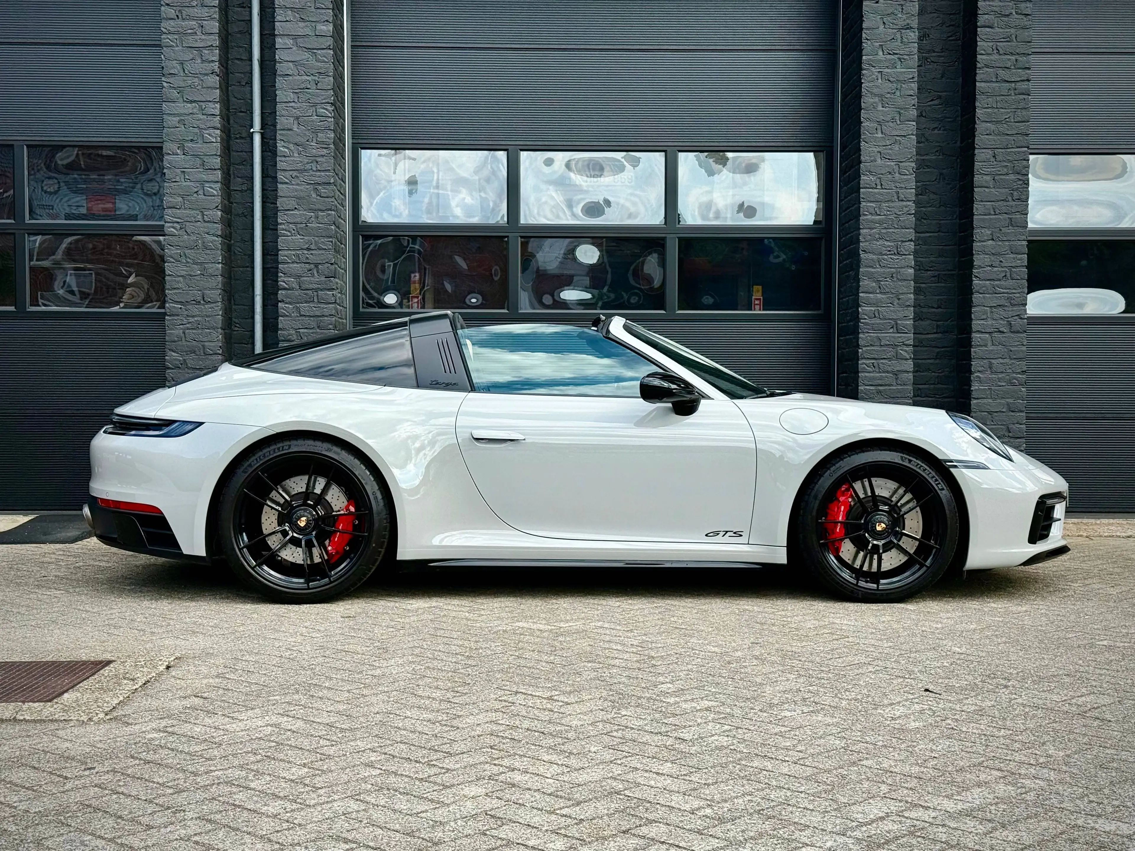 Porsche 911 911 * TARGA * Carrera 4 GTS Coupé 3.0 * Sport / Bose / Top config! — photo 12