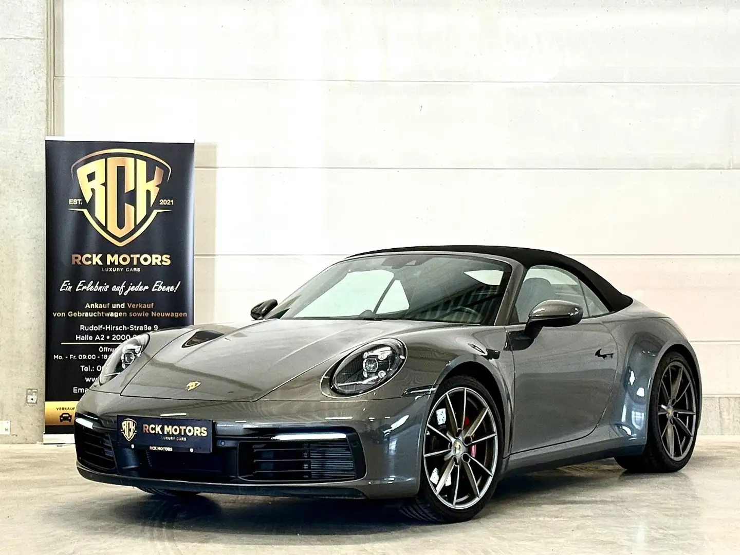 Porsche 992 911 Carrera 4S Cabrio PDK***Approved***992*** Grau - 1