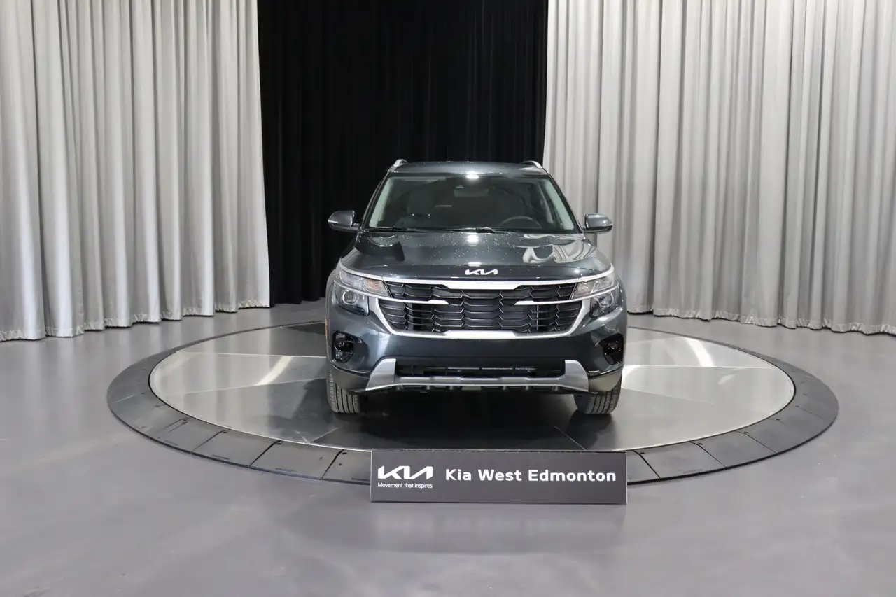 Kia Seltos снимка Kia Seltos