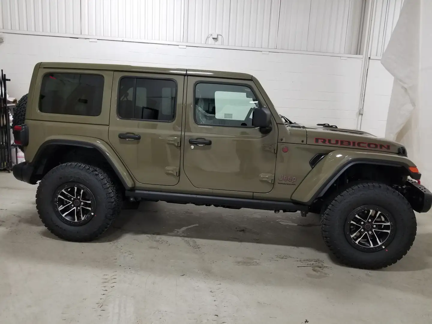 Jeep Wrangler 2025 JL 3P o JLU 5P RUBICON 3.6 V6 Czarny - 1