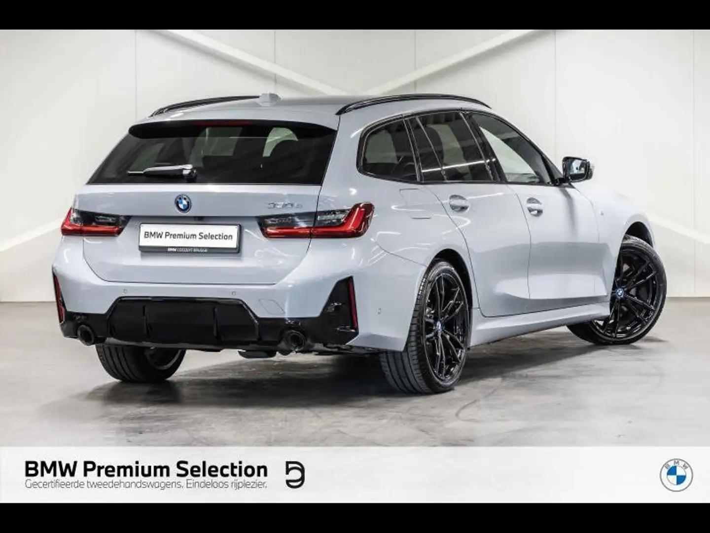 BMW 330 330e Touring  M Sport PRO Grau - 2
