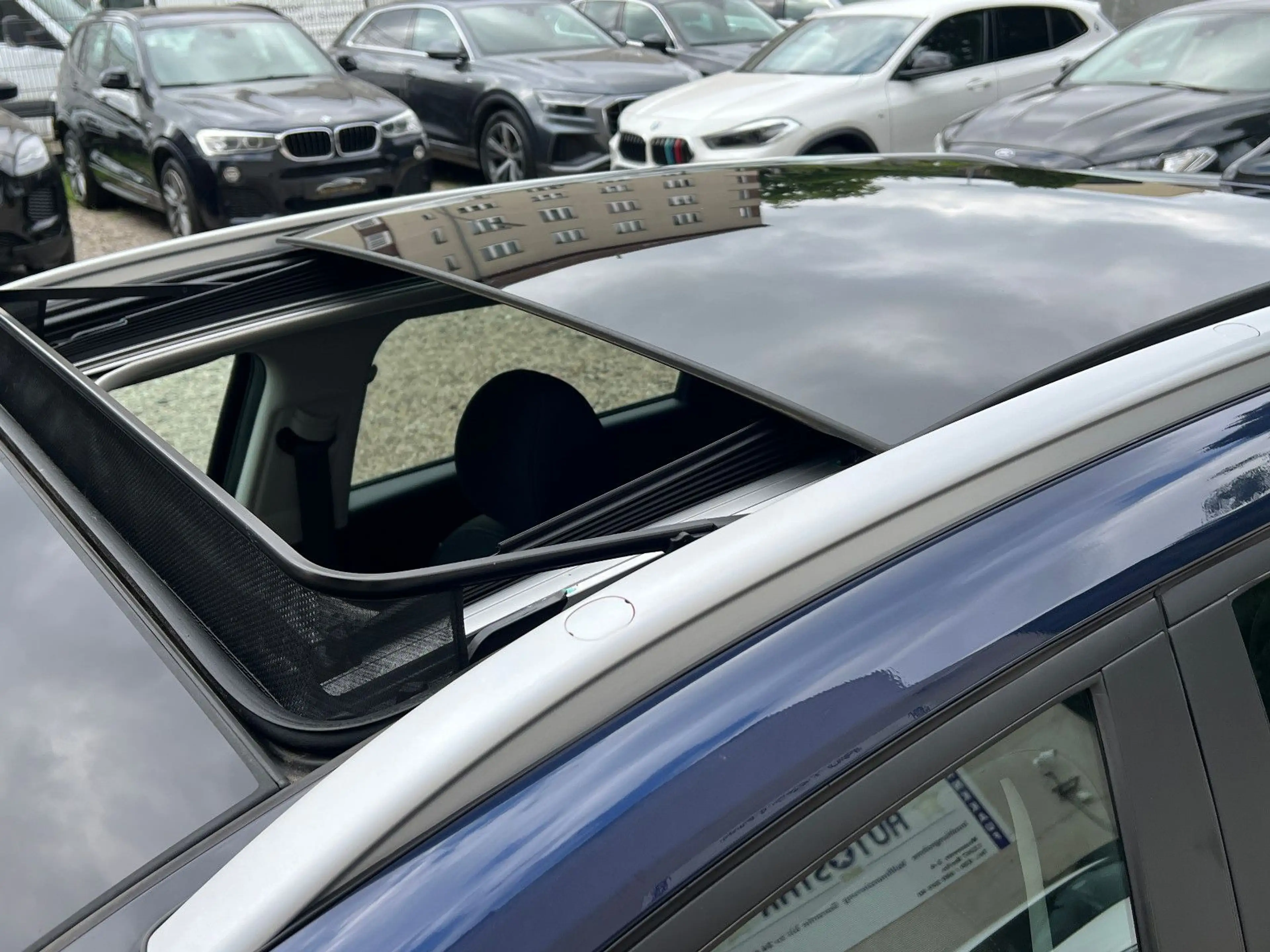 Hyundai i30 cw Intro Edition Facelift Automatik Pano TOP — photo 7