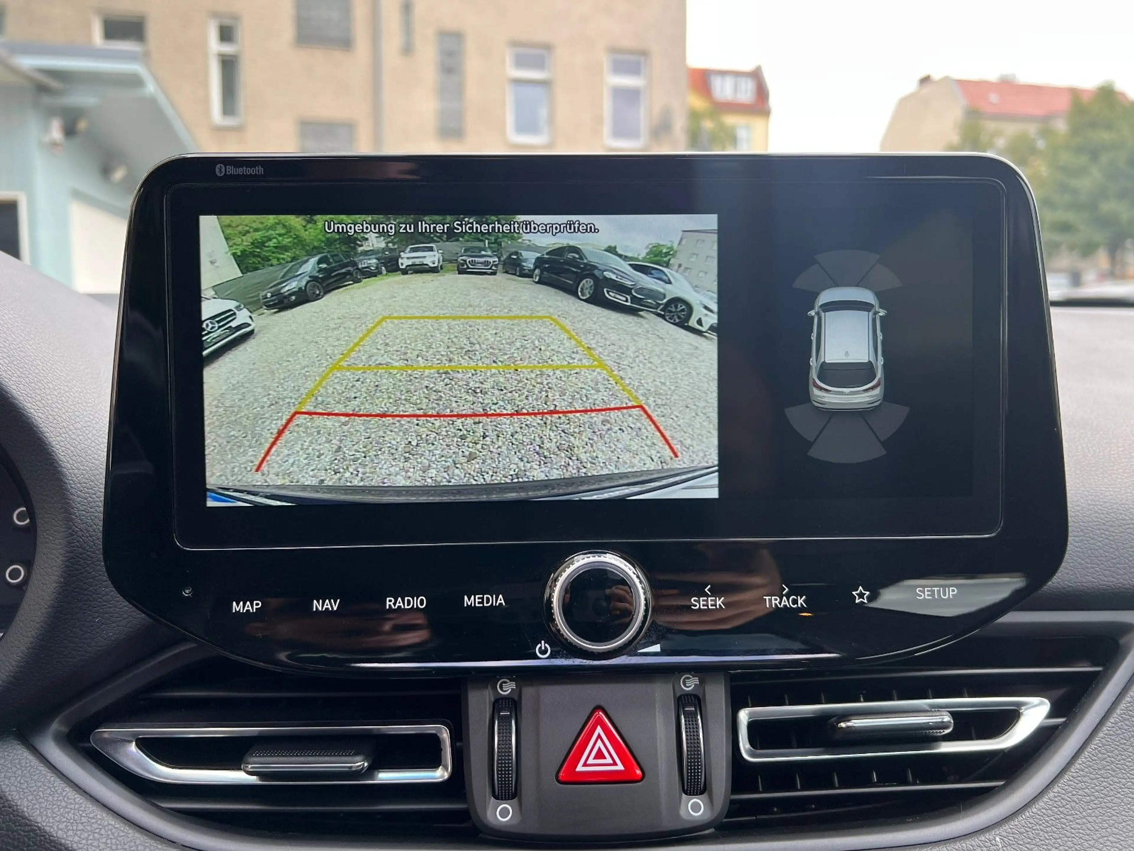 Hyundai i30 cw Intro Edition Facelift Automatik Pano TOP — photo 13