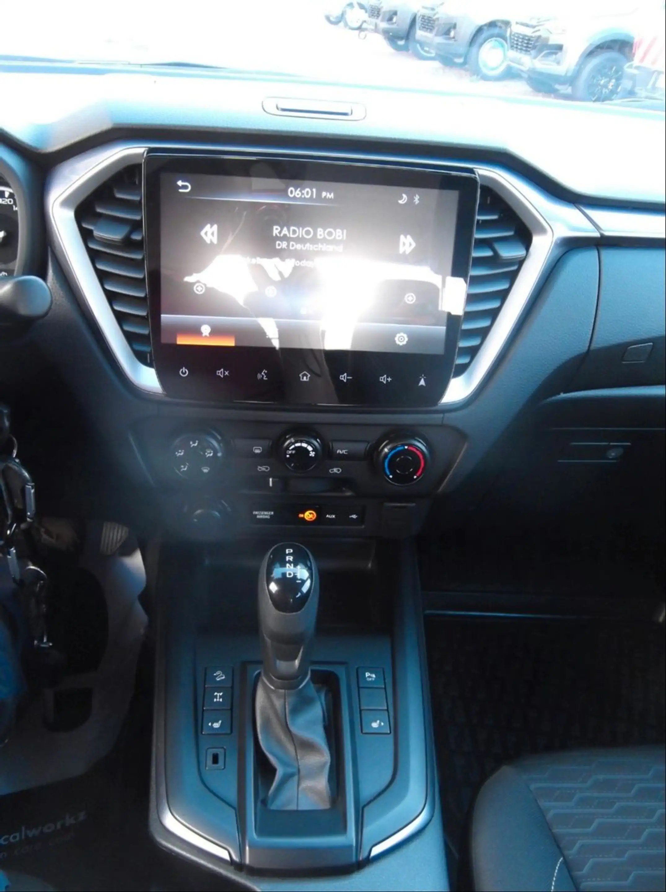 Isuzu D-Max LS AT Double Cab,AHK,Navi,Rückfahrkamera — photo 8