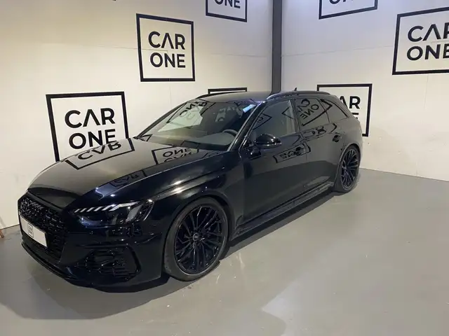 Audi RS4 Avant TFSI quattro tiptronic