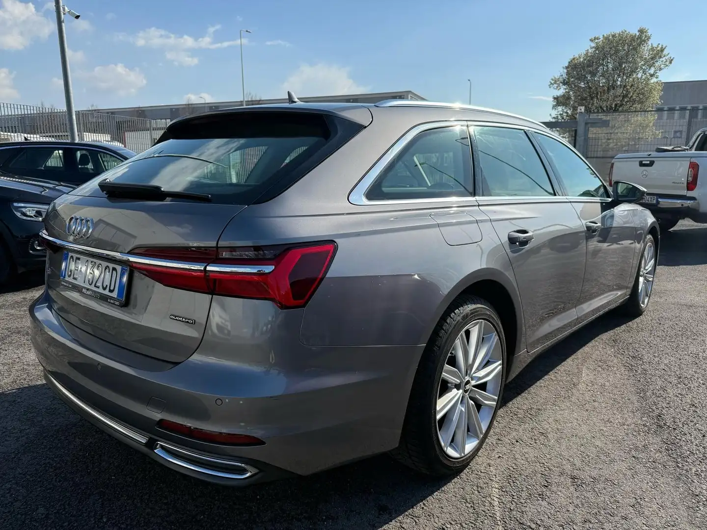 Audi A6 A6 Avant 40 2.0 tdi mhev Business Sport quattro Grau - 2