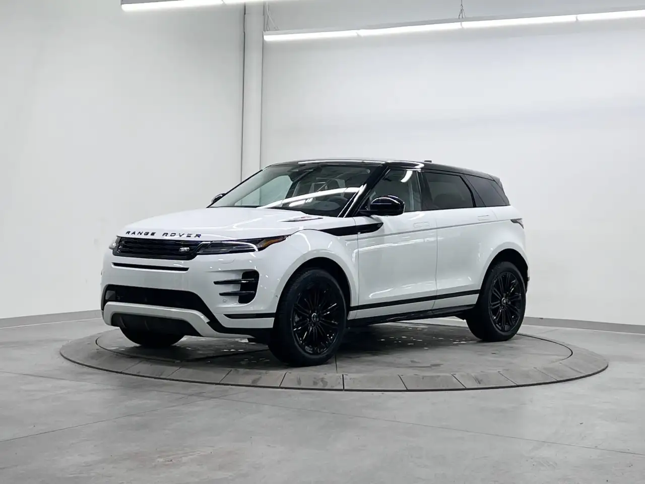 2025 Land Rover Range Rover Evoque