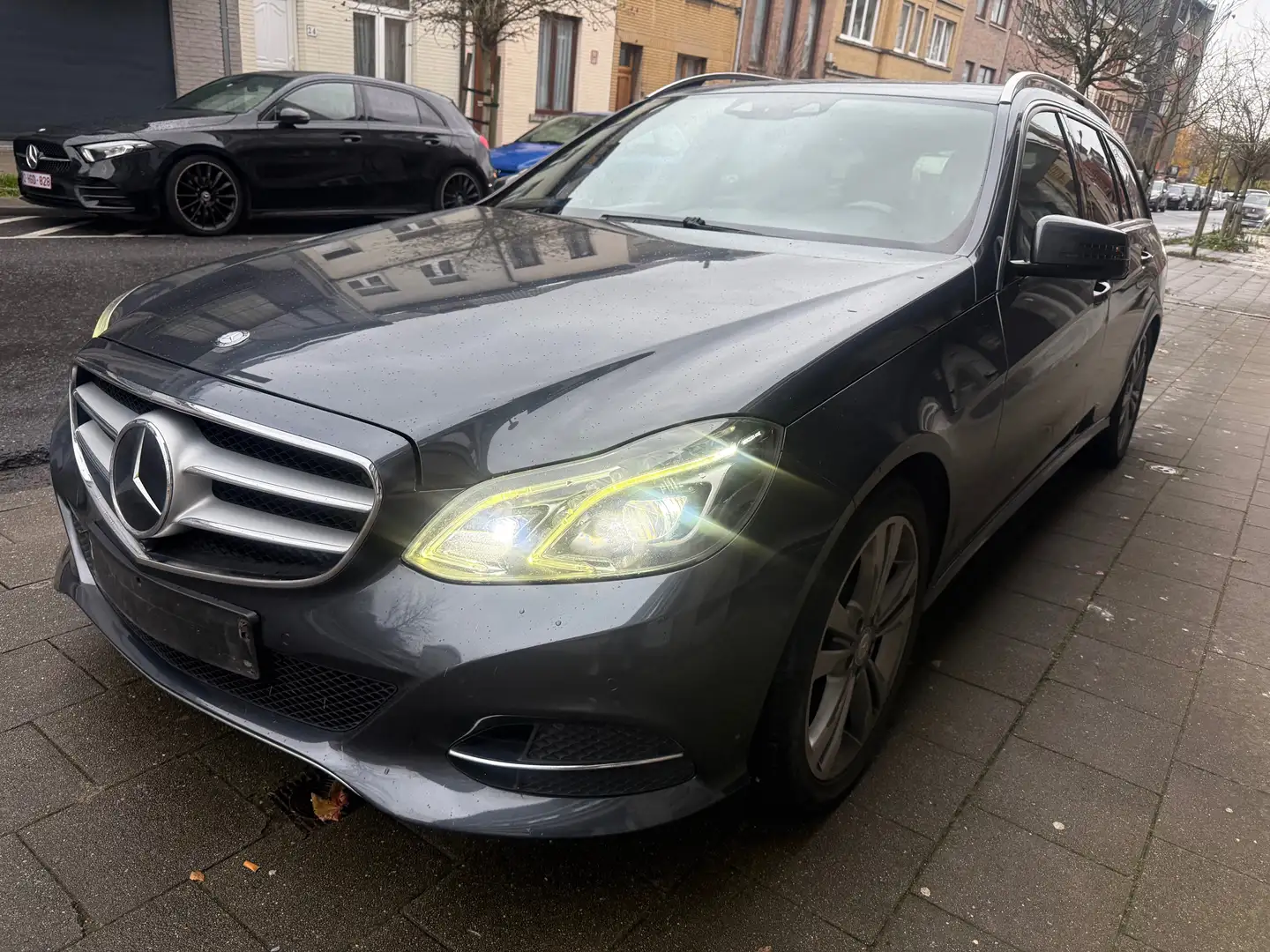 Mercedes-Benz E 250 CDI Avantgarde full option automatique 100% BELGE Gris - 2