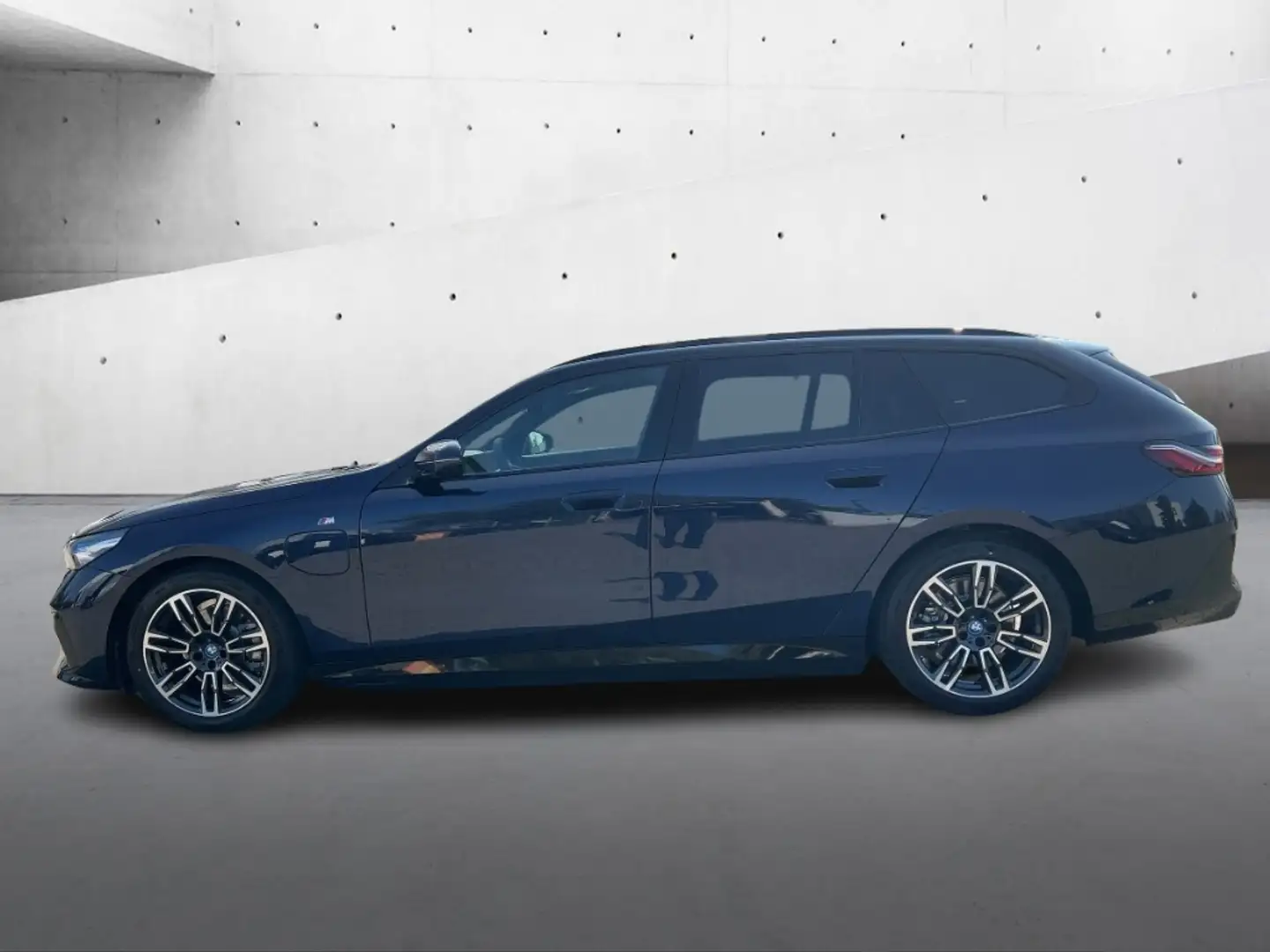 BMW 530 e Touring M Sport Park-Assistent HUD Panorama Modrá - 2