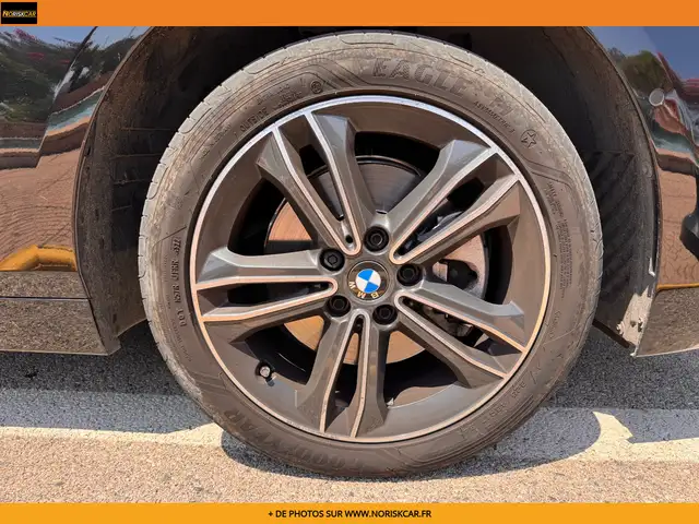 BMW 1 Series view 7