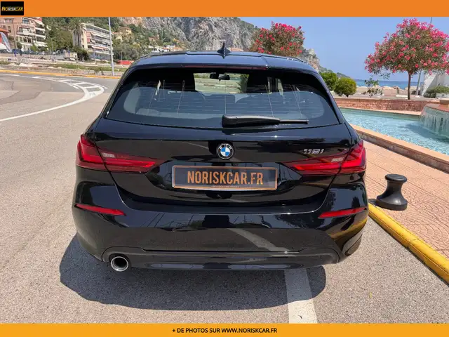 BMW 1 Series view 3